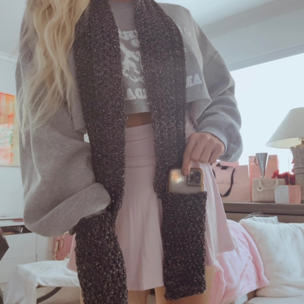 Velvet Crochet Scarf w Pocket Gloves